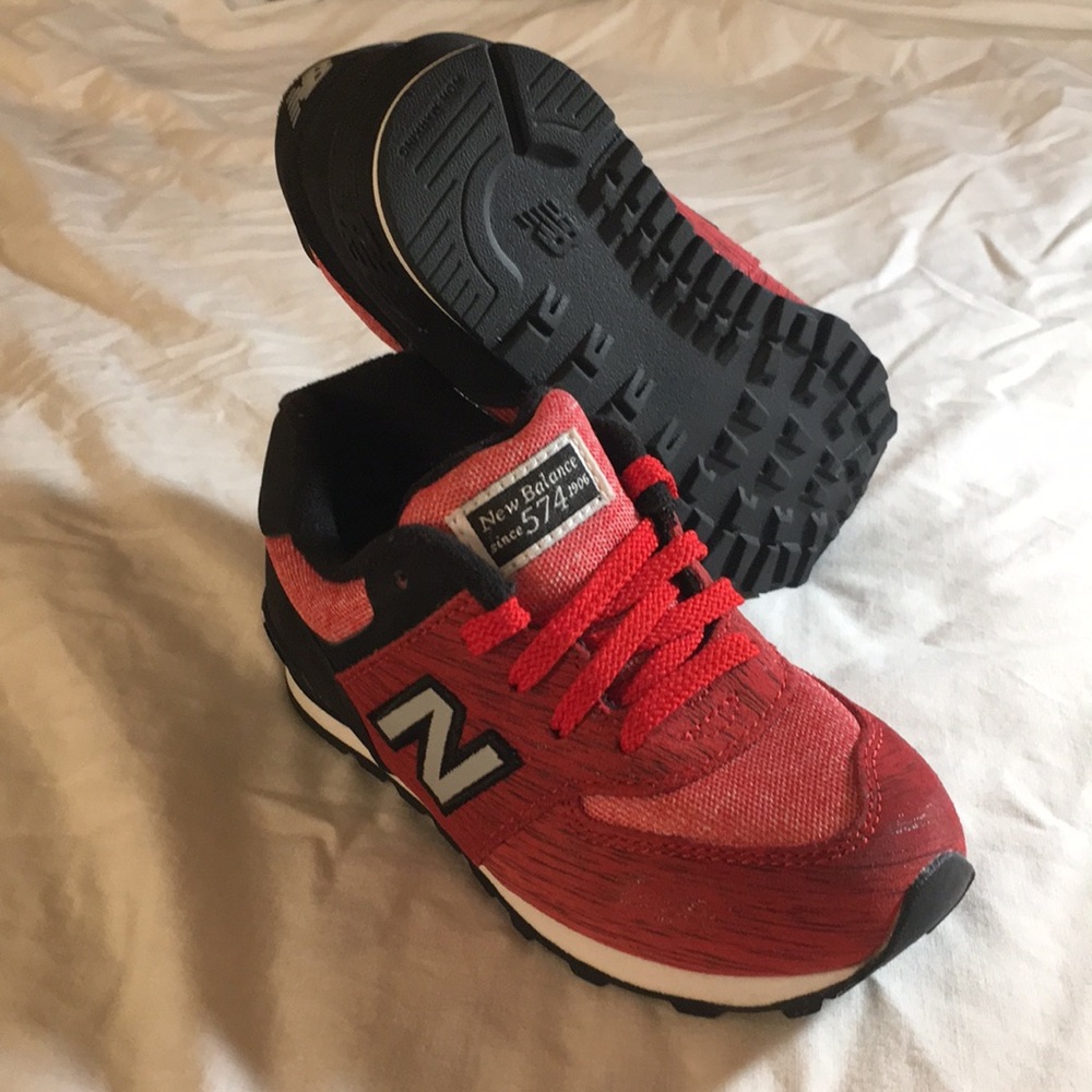 NWOB Infant Red New Balance 574 Sneakers
